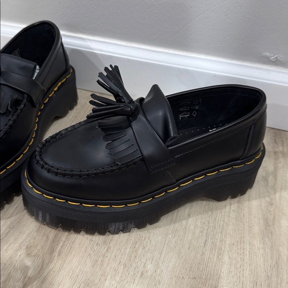 NWOB Dr. Martens Black Adrian Bex smooth Tassel platform Loafers unisex - Picture 3 of 7